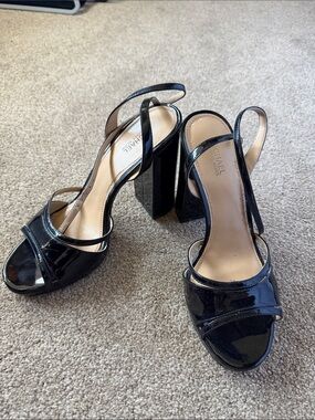 MICHAEL Michael Kors Black Patent ankle strap Block 👠